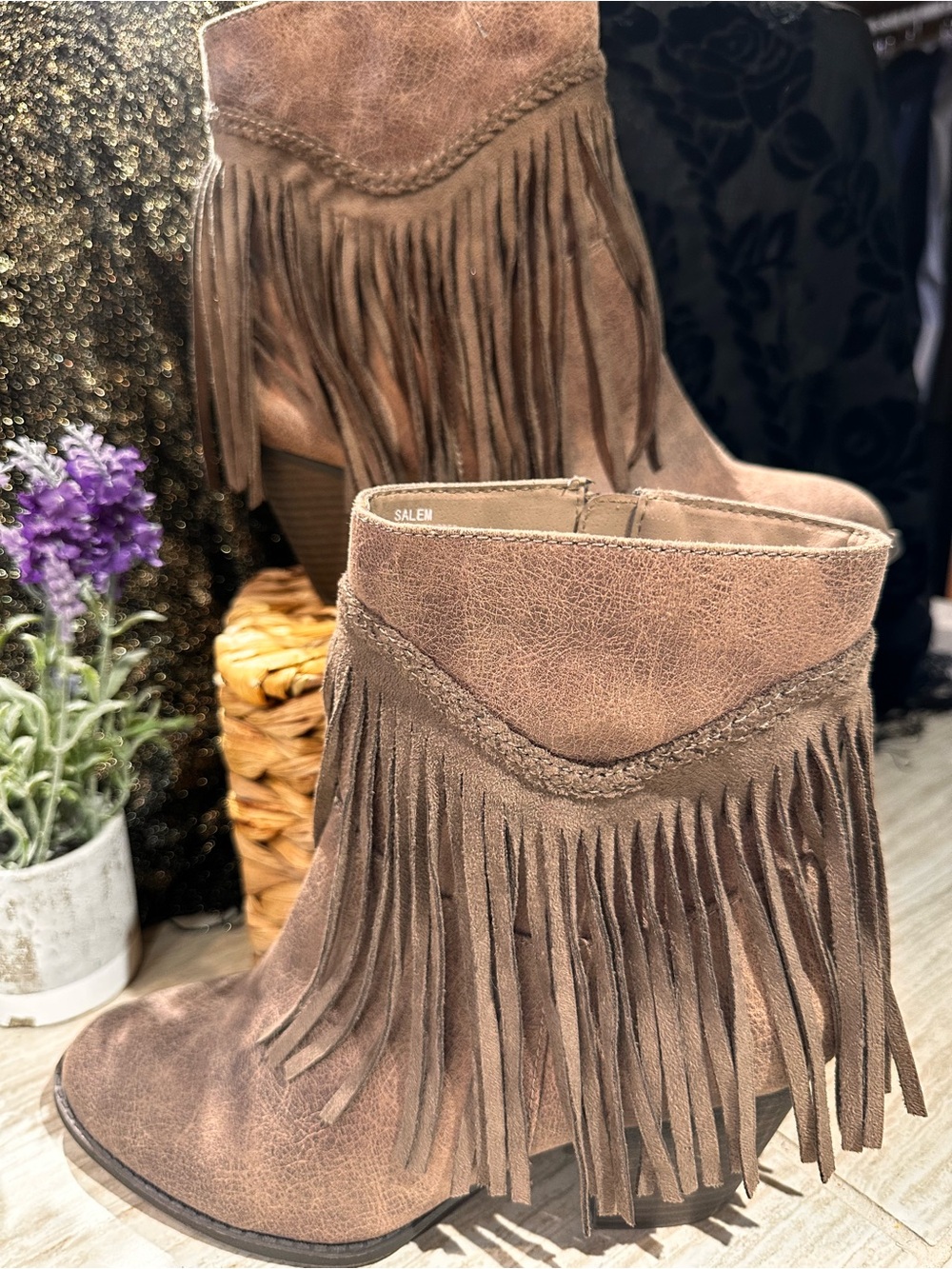 Fringed Brown Women's Ankle Boots - Stylish Western-Inspired Slip-On